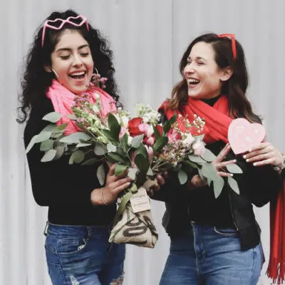 Ticket: Galentine's Day Snip & Sip 2024/01/14 - 2024/01/14